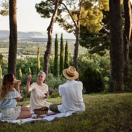 Boutique Poggio Ai Santi - Adults Only ファームステイ *
